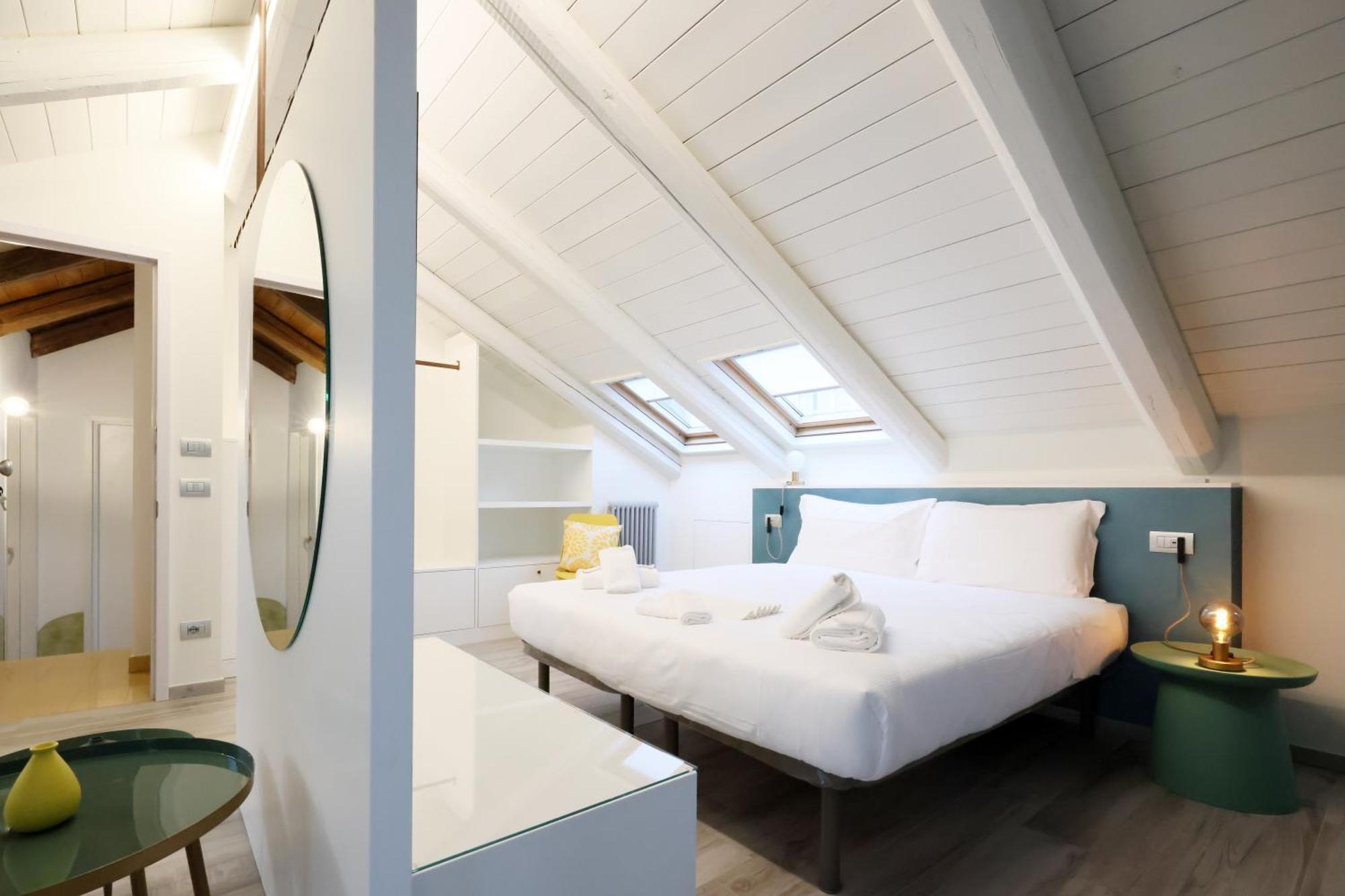 Bed and Breakfast Palazzo Belli Альба Екстер'єр фото