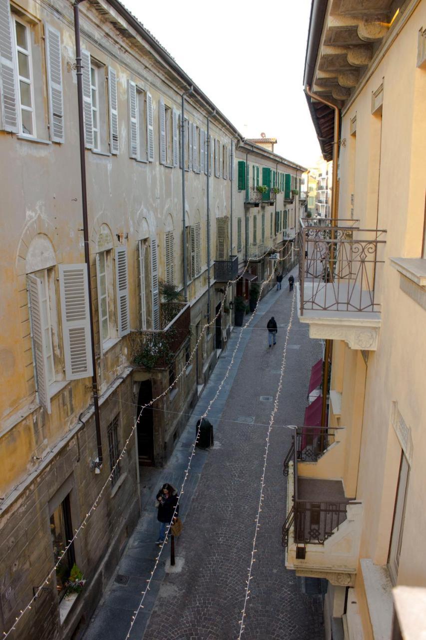 Bed and Breakfast Palazzo Belli Альба Екстер'єр фото